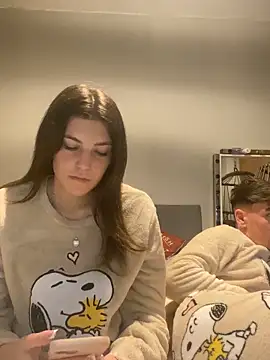 Brunnettebabe007 online show from 7, 11, 2025