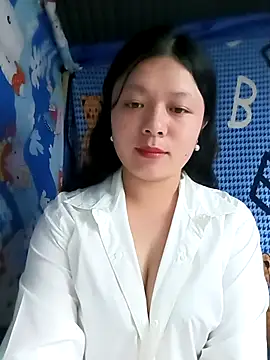 lisa-bae00 online show from 19, 4, 2026