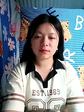 lisa-bae00 online show from 22, 4, 2026