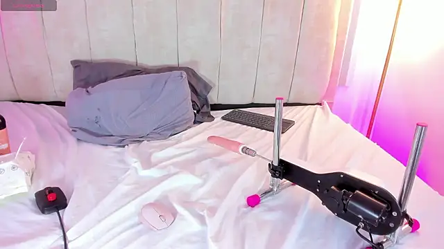 Crystal Stones online show from 5, 3, 2026