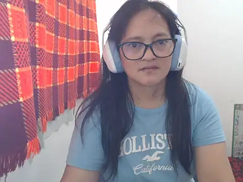 Snapshot of Kinkybela2025 chatting on 11, 6, 2026 Kinkybela2025 online show from 11, 6, 2026