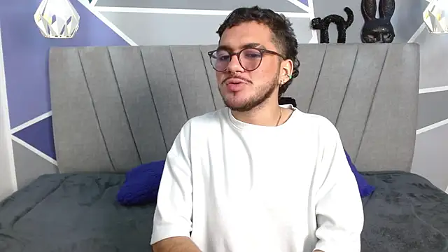 Zac Golden online show from 19, 12, 2025