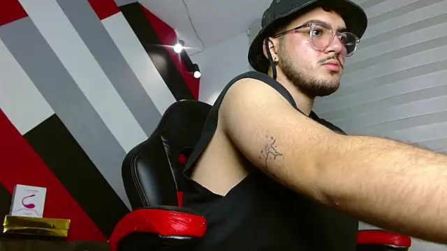 Zac Golden online show from 24, 4, 2026