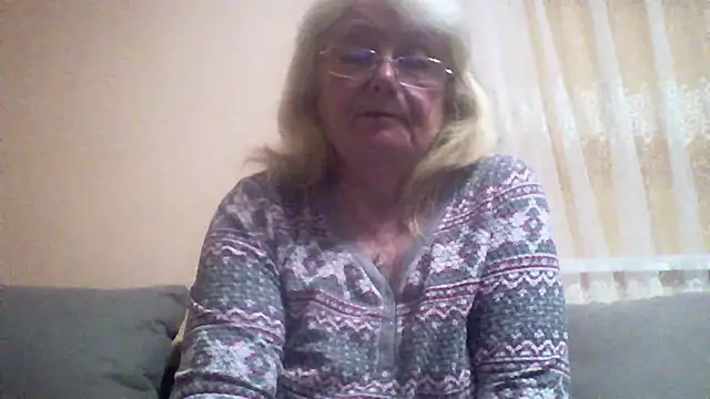 AmyLove353 online show from 17, 5, 2026