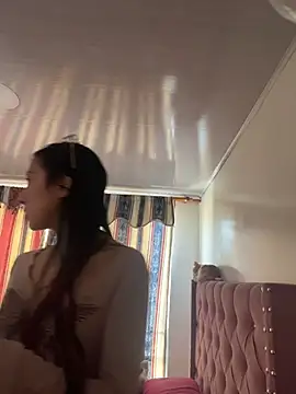 Violeet-Smith online show from 6, 2, 2026