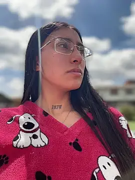 Violeet-Smith online show from 18, 4, 2026