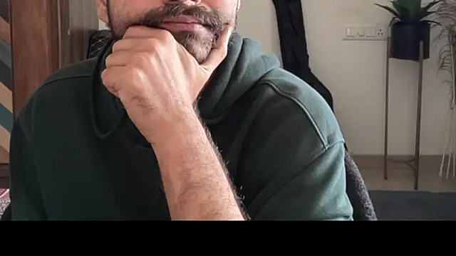 MakeMeAwareAah online show from 12, 1, 2026