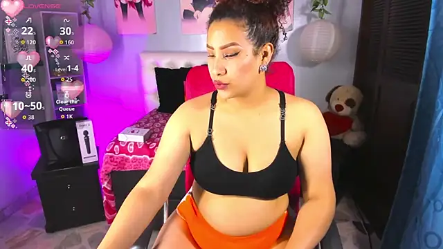 ROZZE MILA online show from 13, 3, 2026