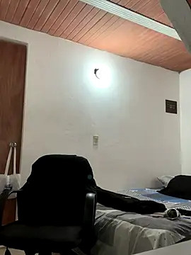 Snapshot of caiiobahia chatting on 21, 10, 2025 caiiobahia online show from 21, 10, 2025