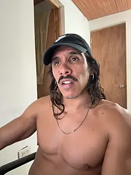 Snapshot of caiiobahia chatting on 2, 12, 2025 caiiobahia online show from 2, 12, 2025