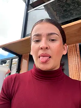 Talia Bonet online show from 26, 10, 2025