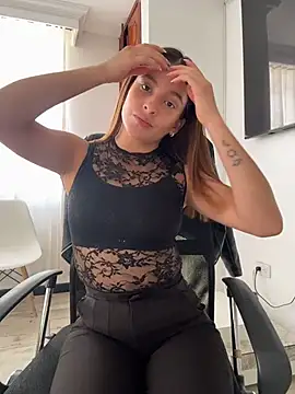 Snapshot of Talia_Bonet chatting on 10, 7, 2026 Talia Bonet online show from 10, 7, 2026
