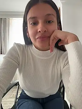 Snapshot of Talia_Bonet chatting on 21, 7, 2026 Talia Bonet online show from 21, 7, 2026