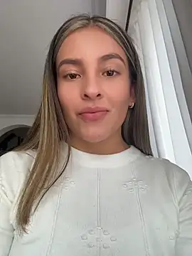 Snapshot of Talia_Bonet chatting on 29, 7, 2026 Talia Bonet online show from 29, 7, 2026