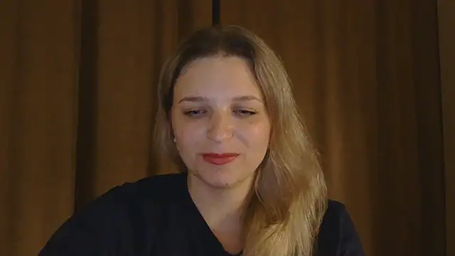 ElisSky301 online show from 2, 4, 2026