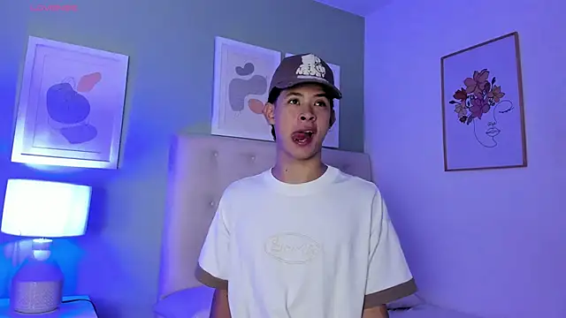 ApoloRicci online show from 12, 3, 2026