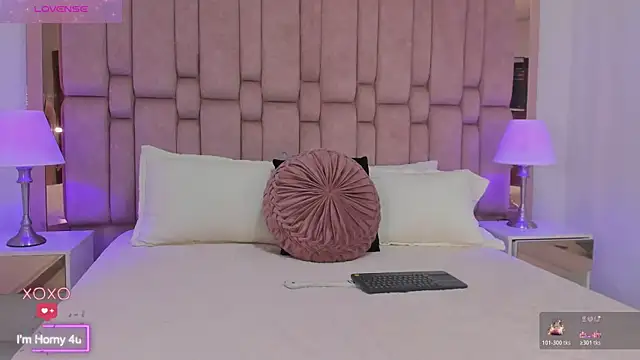 Scarletgod online show from 1, 12, 2025