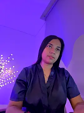 aly nicols online show from 24, 10, 2025