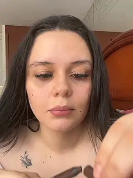 Snapshot of Selena_Roa chatting on 23, 5, 2026 Selena Roa online show from 23, 5, 2026