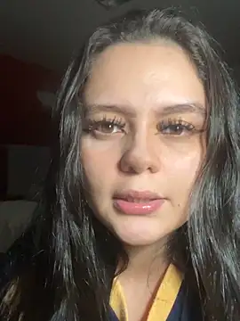 Snapshot of Selena_Roa chatting on 9, 6, 2026 Selena Roa online show from 9, 6, 2026