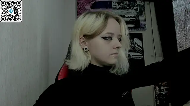 Holy Mistress S online show from 19, 7, 2026
