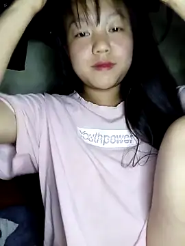 Quynhsumon online show from 10, 3, 2026