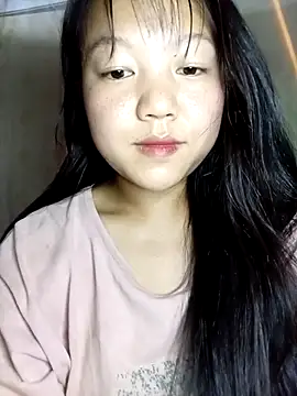 Quynhsumon online show from 6, 5, 2026