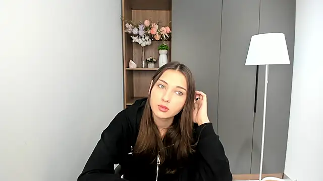 KateCahee online show from 28, 10, 2025