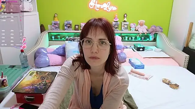  HeraLuna  online show from 16, 2, 2026