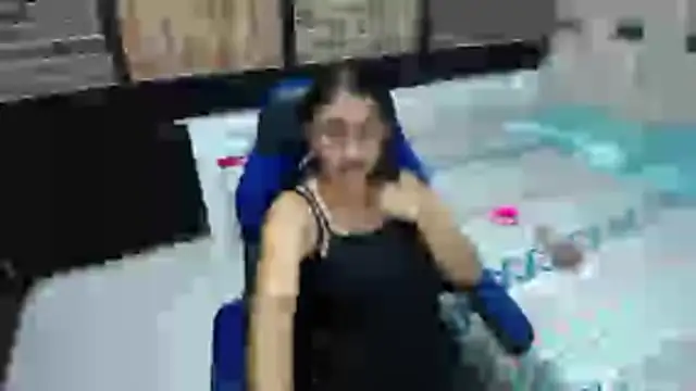 Snapshot of yuliet_latin69 chatting on 11, 11, 2025 yuliet latin69 online show from 11, 11, 2025