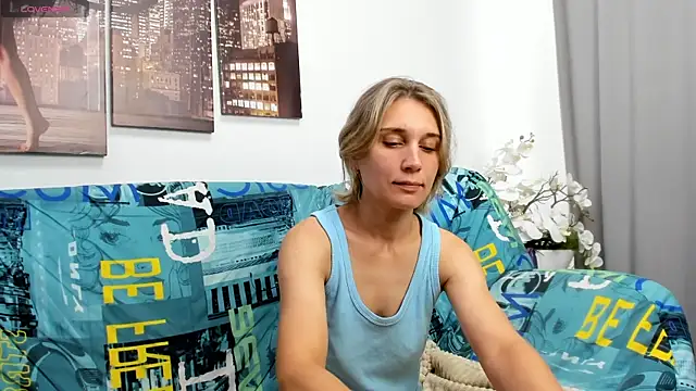 Tenderly Sophie online show from 25, 7, 2026