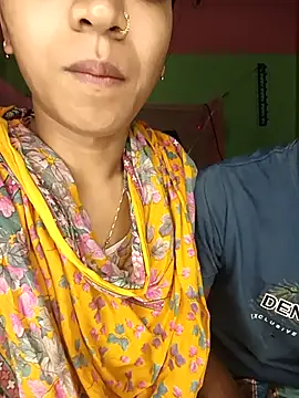 CoupleShow 432 online show from 4, 3, 2026