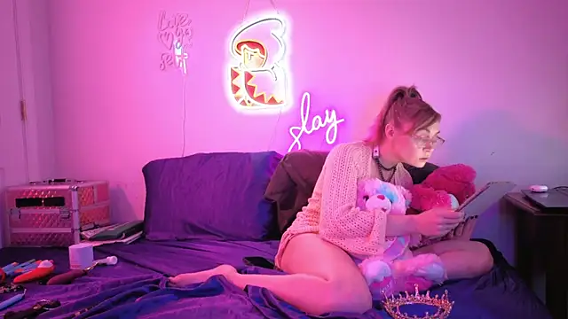 daddysprincess731 online show from 12, 4, 2026