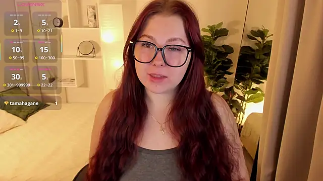 Snapshot of EffyBlush chatting on 16, 11, 2025 EffyBlush online show from 16, 11, 2025