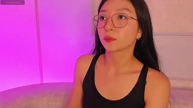 Snapshot of sydney_miller_ chatting on 31, 5, 2026 sydney miller online show from 31, 5, 2026