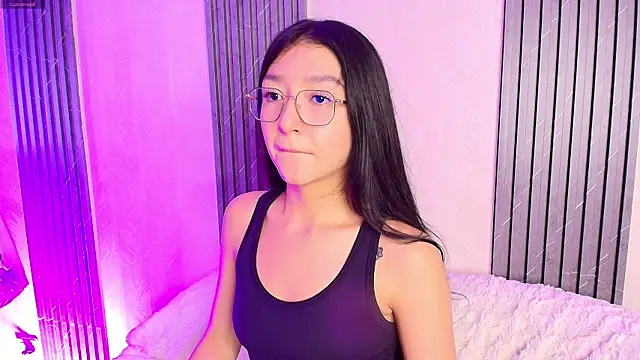 Snapshot of sydney_miller_ chatting on 30, 6, 2026 sydney miller online show from 30, 6, 2026