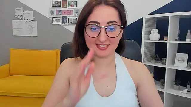 NoraSimons online show from 7, 3, 2026