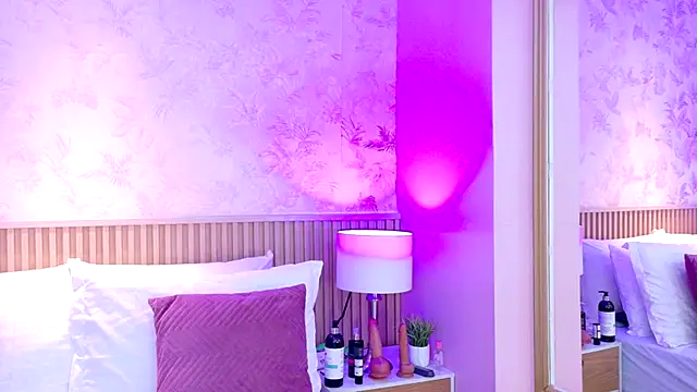 AdelineJhones online show from 5, 12, 2025