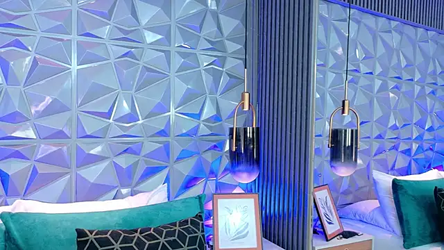 AdelineJhones online show from 24, 4, 2026