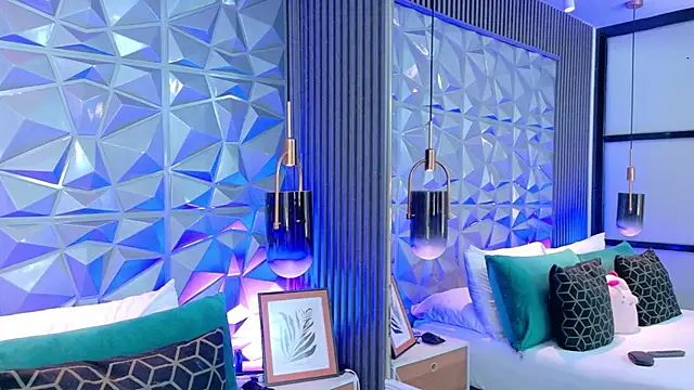 AdelineJhones online show from 25, 4, 2026