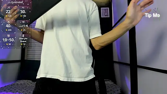 LiamPage  online show from 19, 11, 2025