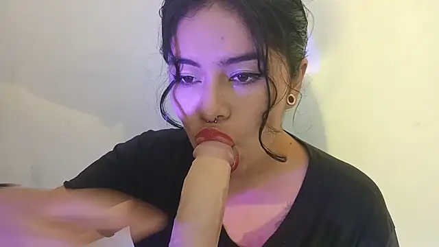 Magic Alicee  online show from 9, 11, 2025