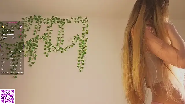 KissyCloud online show from 9, 11, 2025