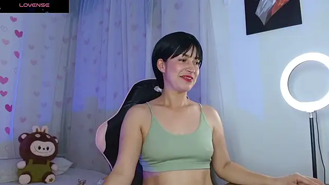 Snapshot of antonella_ed chatting on 4, 7, 2026 antonella ed online show from 4, 7, 2026