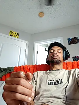 Snapshot of BigPrettyDick777 chatting on 10, 1, 2026 BigPrettyDick777 online show from 10, 1, 2026