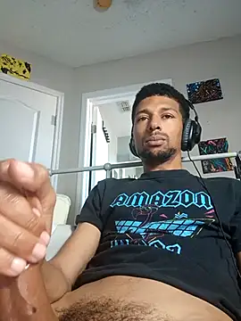 Snapshot of BigPrettyDick777 chatting on 2, 2, 2026 BigPrettyDick777 online show from 2, 2, 2026