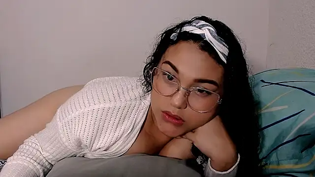 mira cherry02 online show from 8, 11, 2025