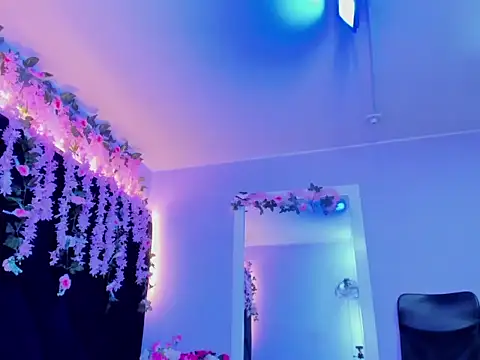Gabyy Cooper  online show from 4, 7, 2026