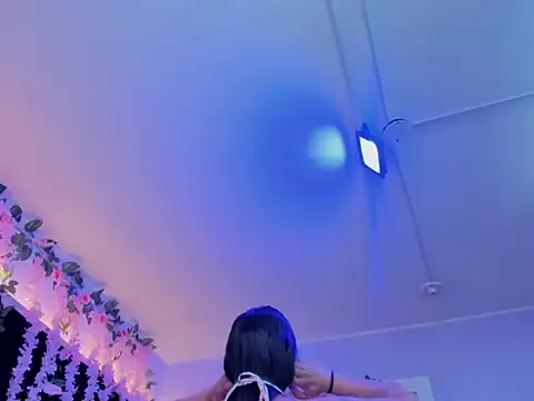 Gabyy Cooper  online show from 25, 7, 2026