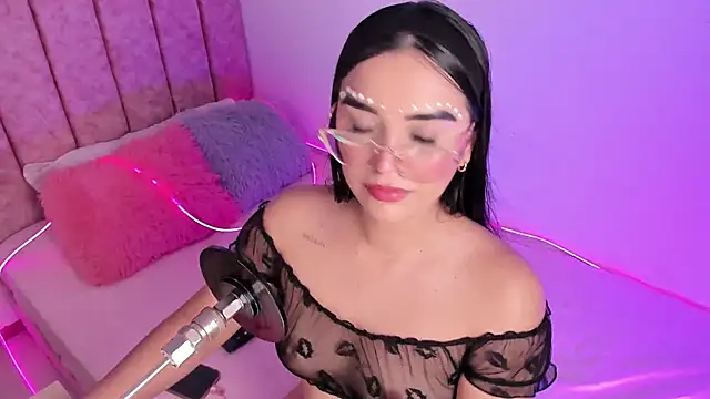 laana foxx online show from 12, 6, 2026